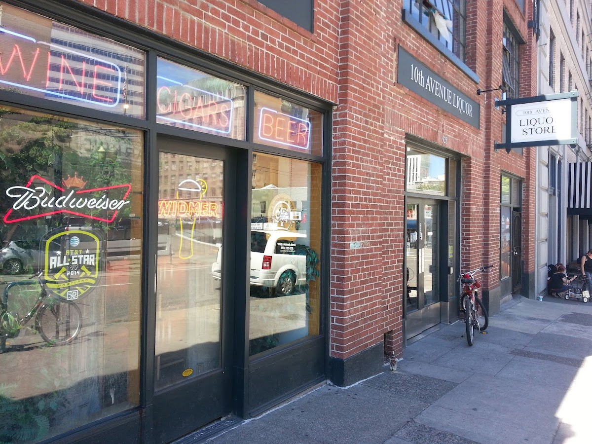 10th Avenue Liquor Store